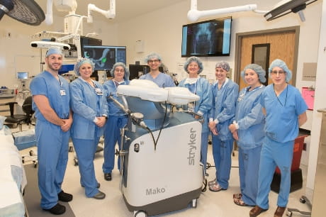 GCMC surgical team with MAKO robot.