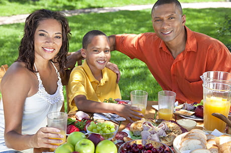 Family eating fruits and vegetables
