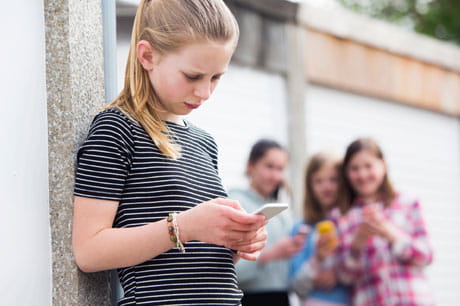 Child on a smartphone