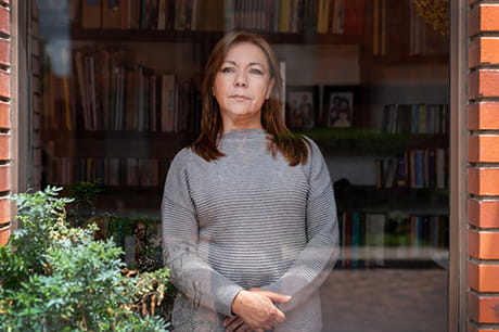 A woman with hemorrhoids